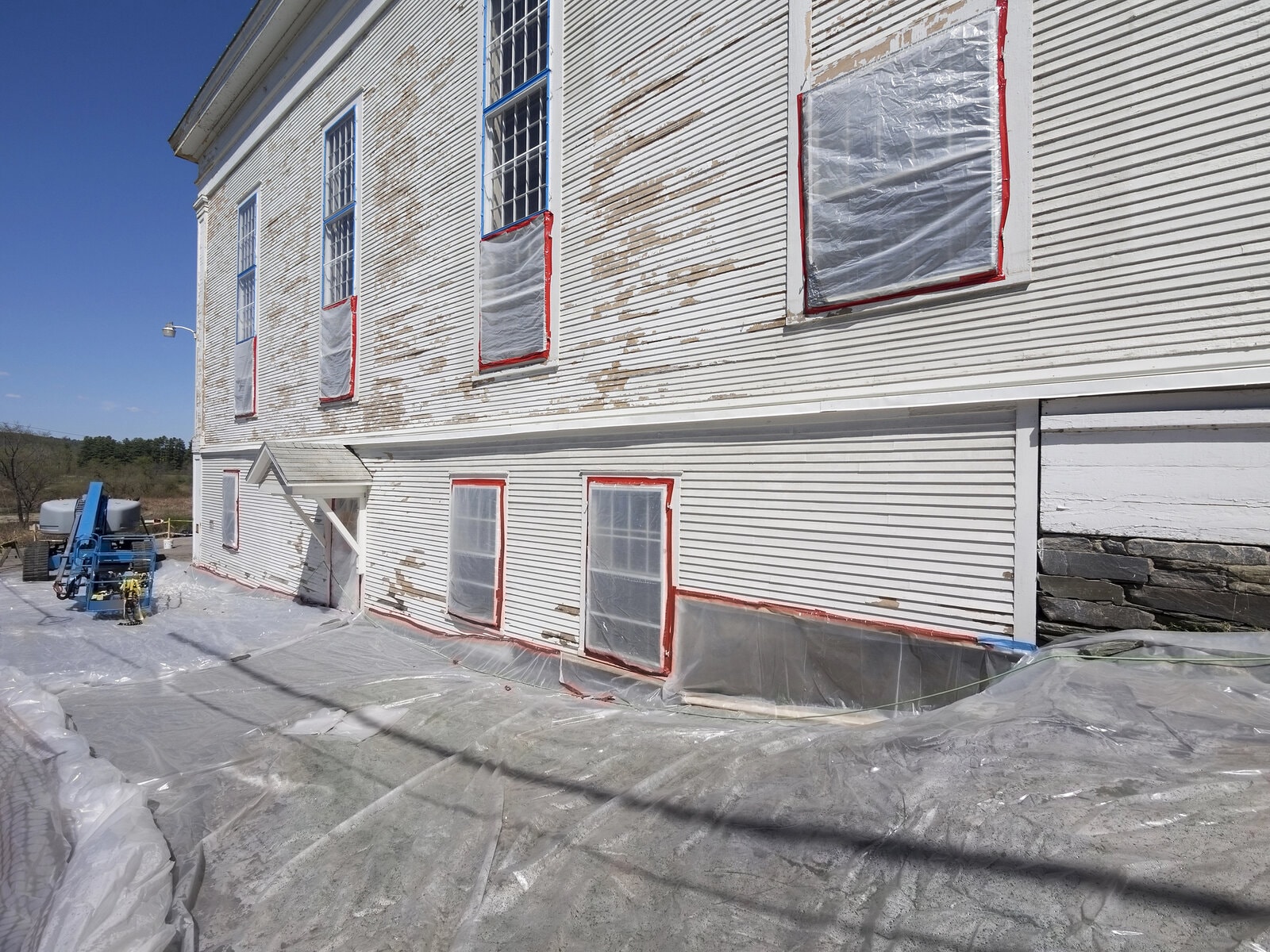 Dealing with Lead Paint: What Every Homeowner Should Know
