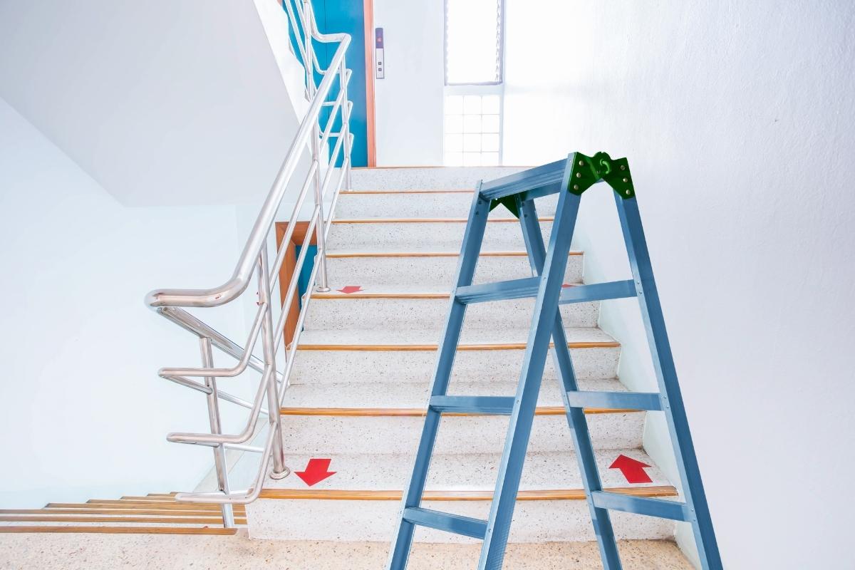 The Best Ladder for Stairs: And 11 Tips on How To Stay Safe.